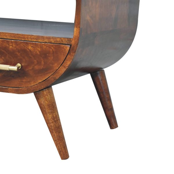 Close-up of the mango wood surface showing natural grain and deep chestnut colour.